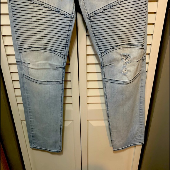 Great Condition True Religion Jeans Size 38X34 - Picture 2 of 6